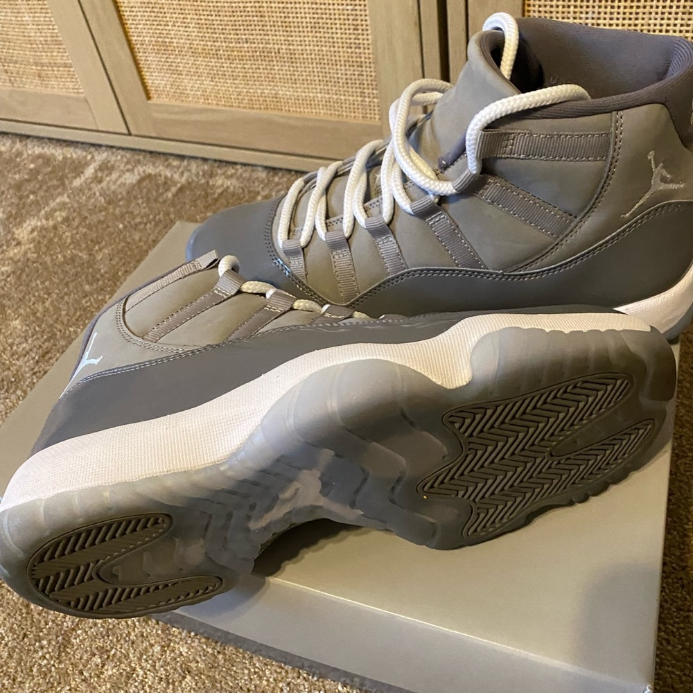 Air Jordan 11 Retro ‘Cool Grey’ 2021 - Size 8.5